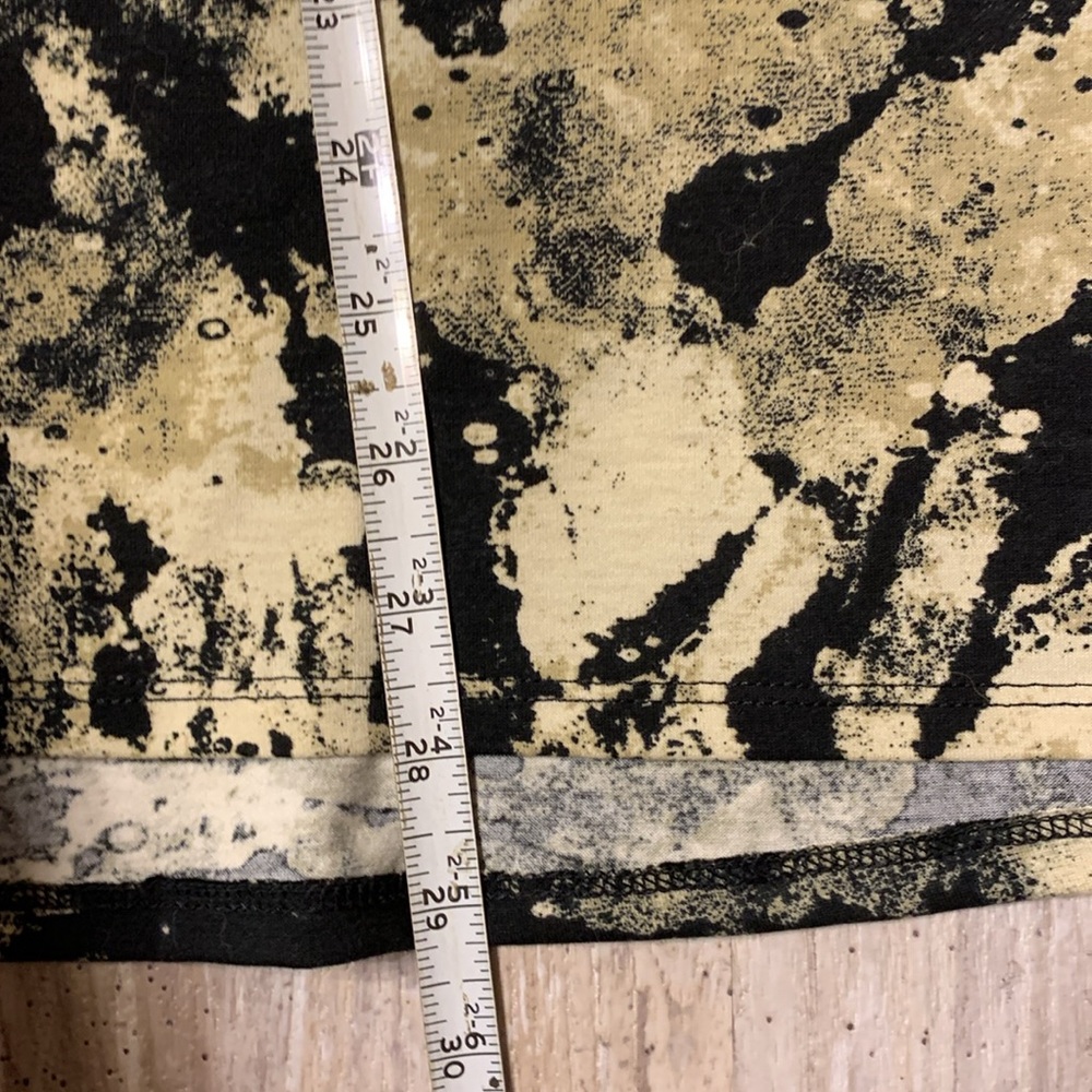 Lularoe Elizabeth - Picture 6 of 7